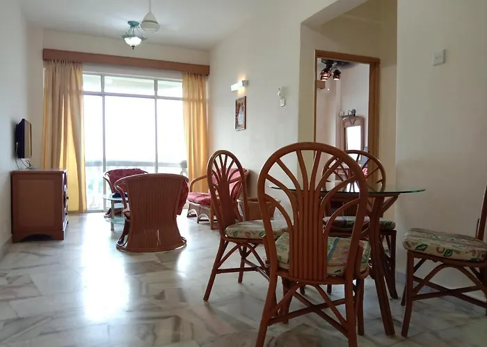 Glory Beach Resort Private Apartment
